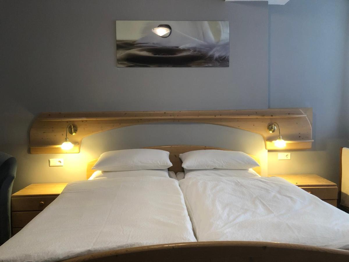 Hotel Hellweger Campo Tures Eksteriør bilde