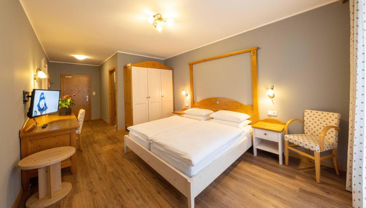 Hotel Hellweger Campo Tures Eksteriør bilde