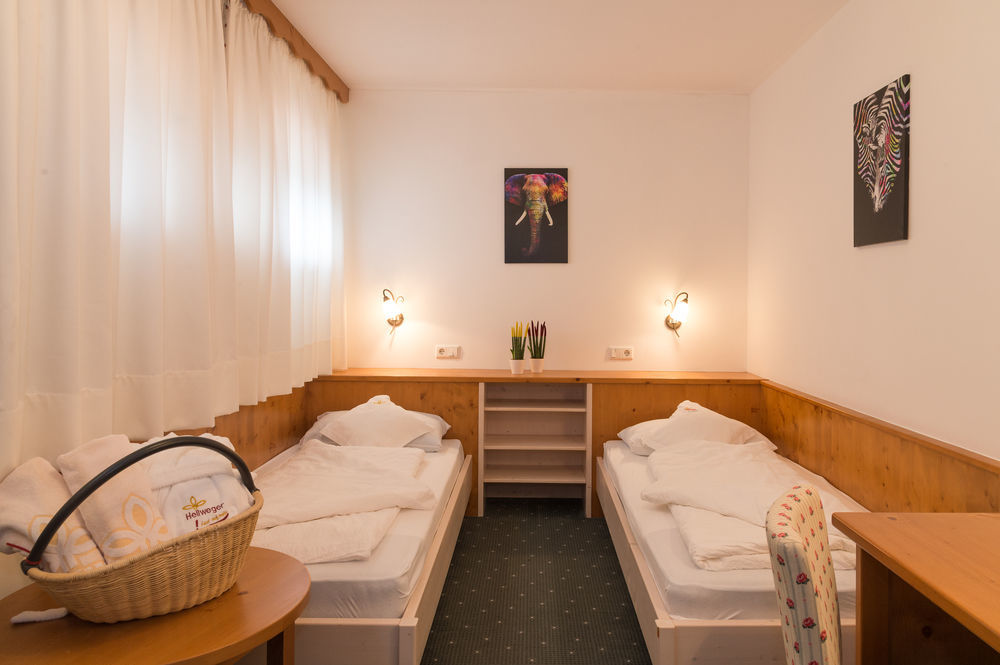 Hotel Hellweger Campo Tures Eksteriør bilde