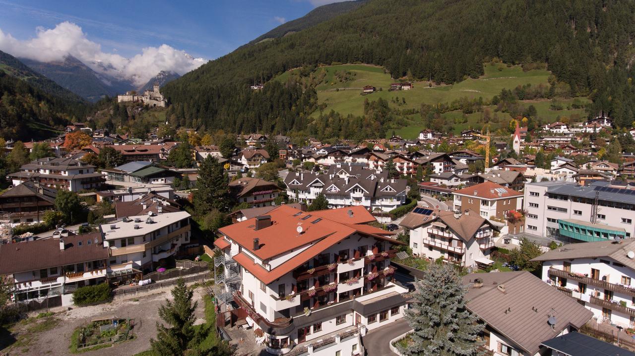 Hotel Hellweger Campo Tures Eksteriør bilde